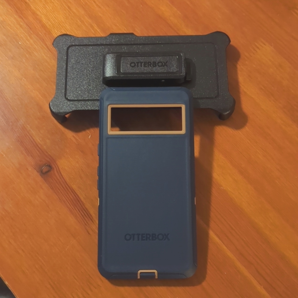 Google Pixel 7 OtterBox Defender 77-89592 Blue Suede Shoes - New never used!